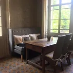 Abbey Road Homestay Le Thoureil