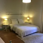 Homestay Abbey Road Le Thoureil
