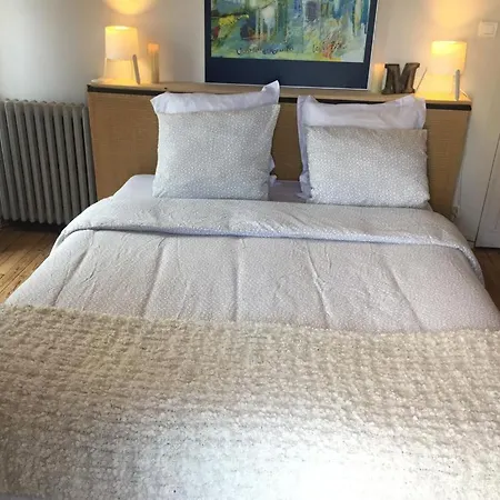 Abbey Road Homestay Le Thoureil